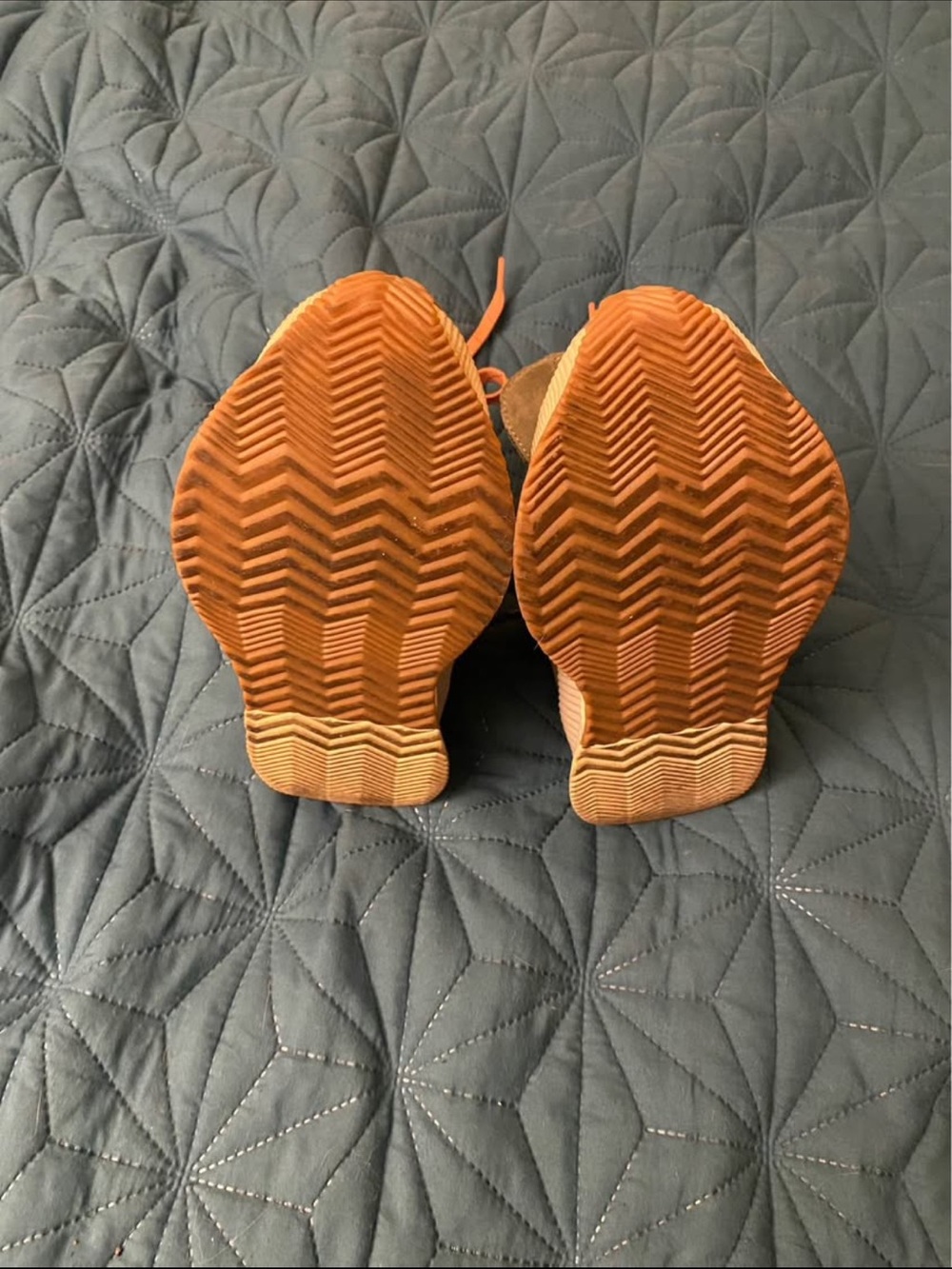 Sorel Olive Green and Orange Women's Hiker Boots - Picture 2 of 6